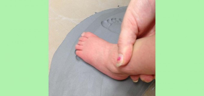 Baby's Foot Print Plater